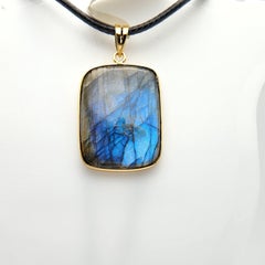 Natural Labradorite Stone Pendent Sterling Silver Plated with Yellow Gold