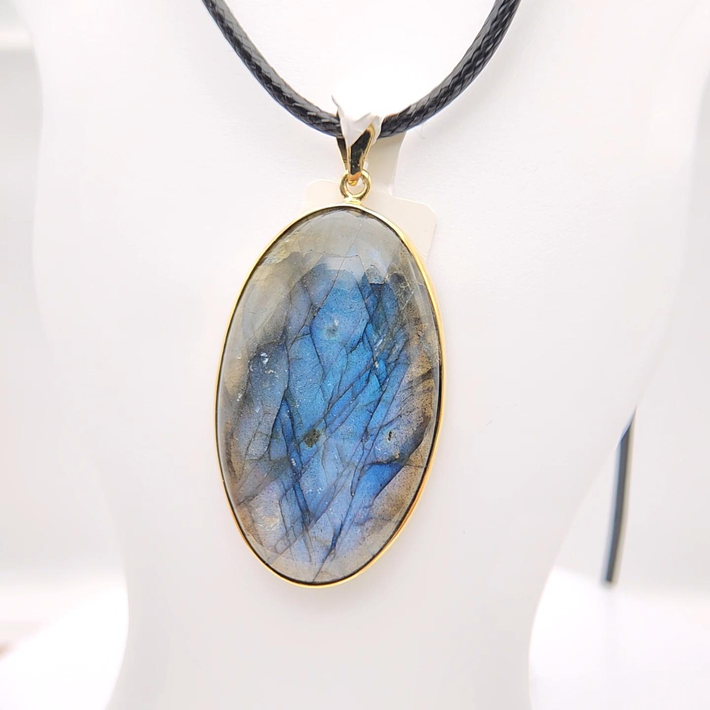 da uomo o donna Ciondolo con pietra di labradorite naturale in argento 925 placcato in oro giallo in vendita