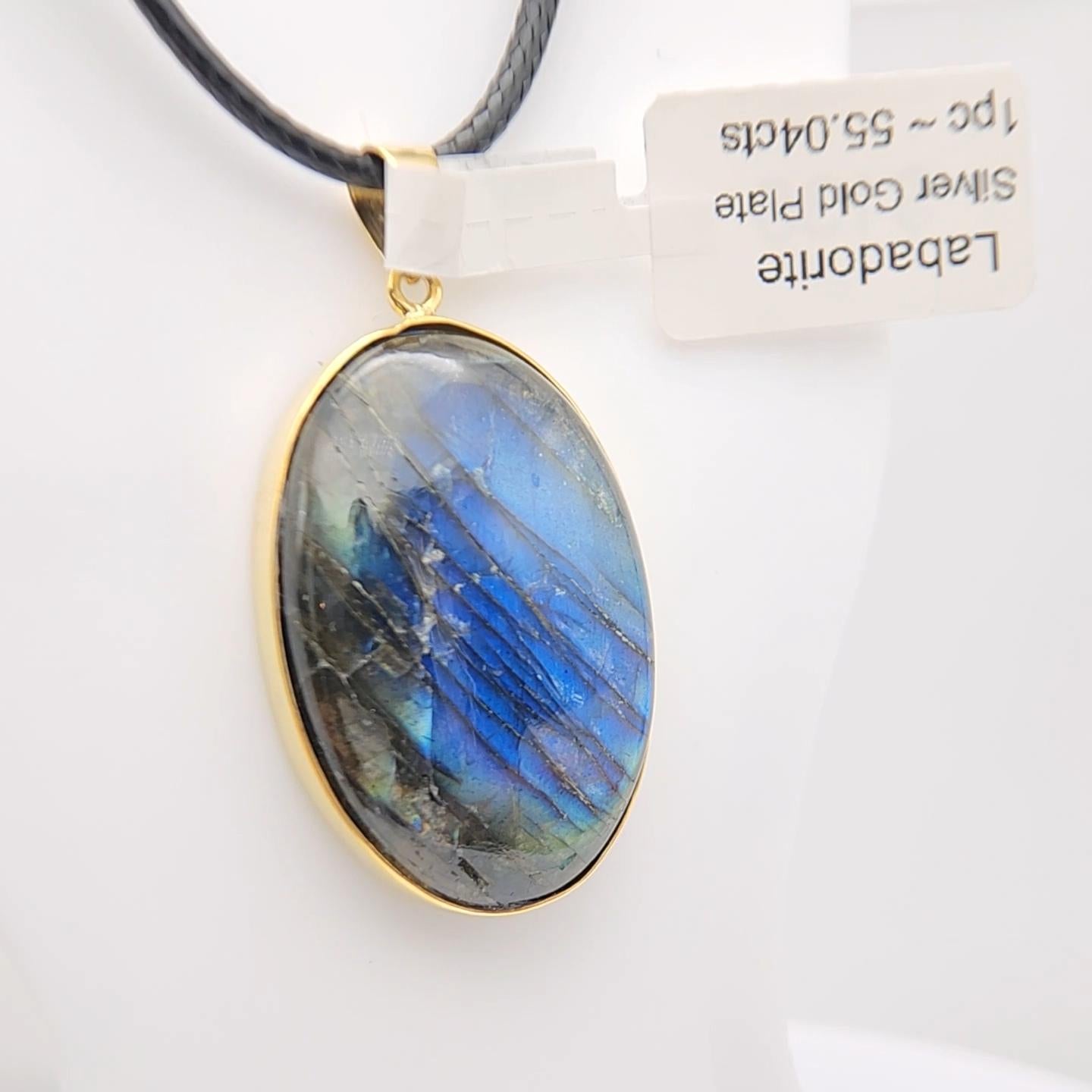 da uomo o donna Ciondolo con pietra di labradorite naturale in argento 925 placcato in oro giallo in vendita