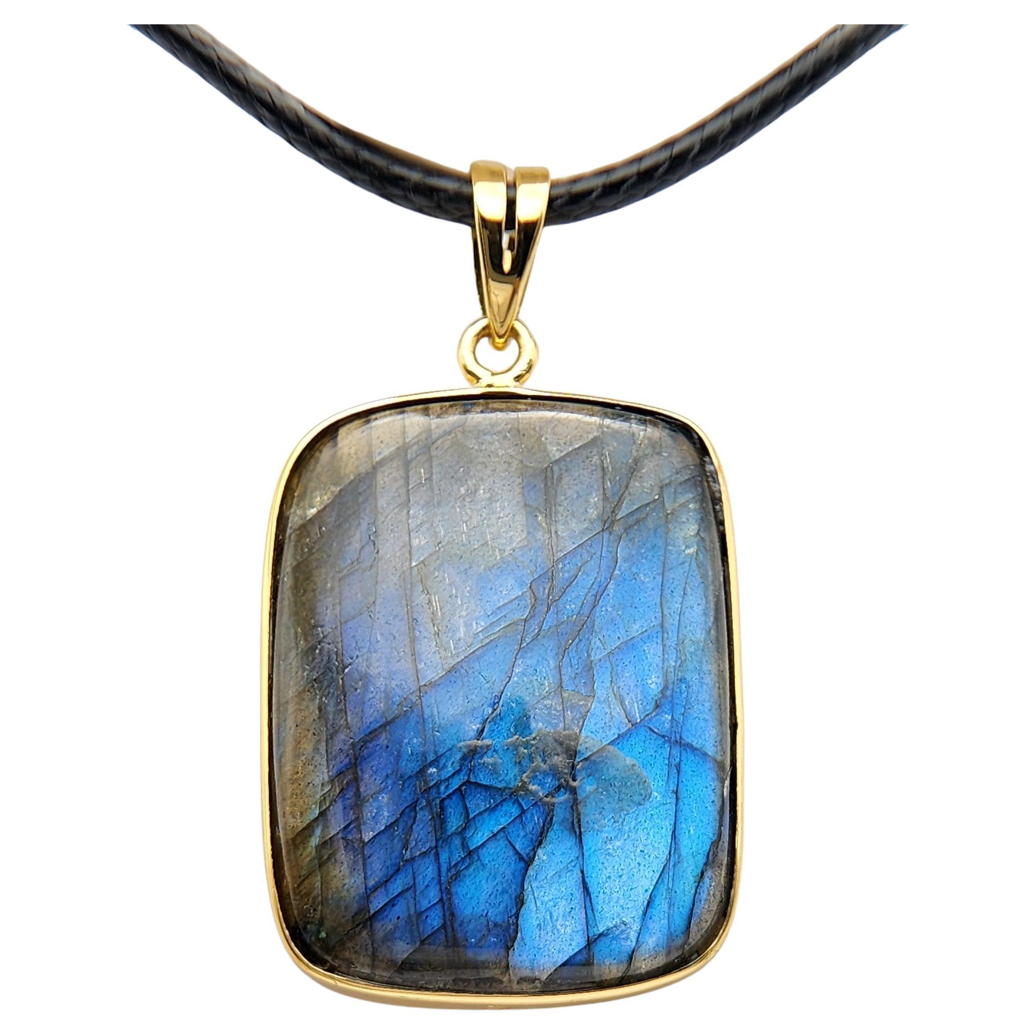 Natural Labradorite Stone Pendent Sterling Silver Plated with Yellow Gold