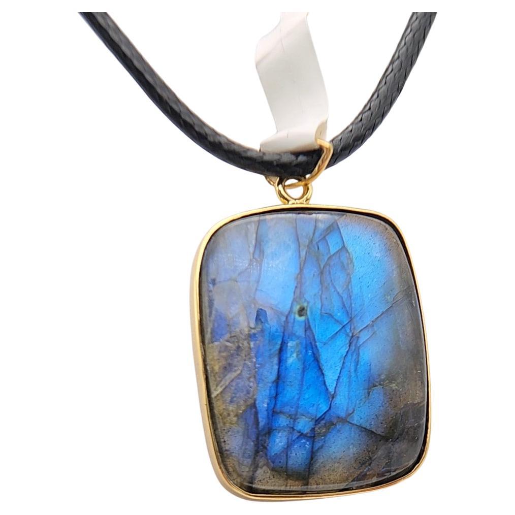 Ciondolo con pietra di labradorite naturale in argento 925 placcato in oro giallo