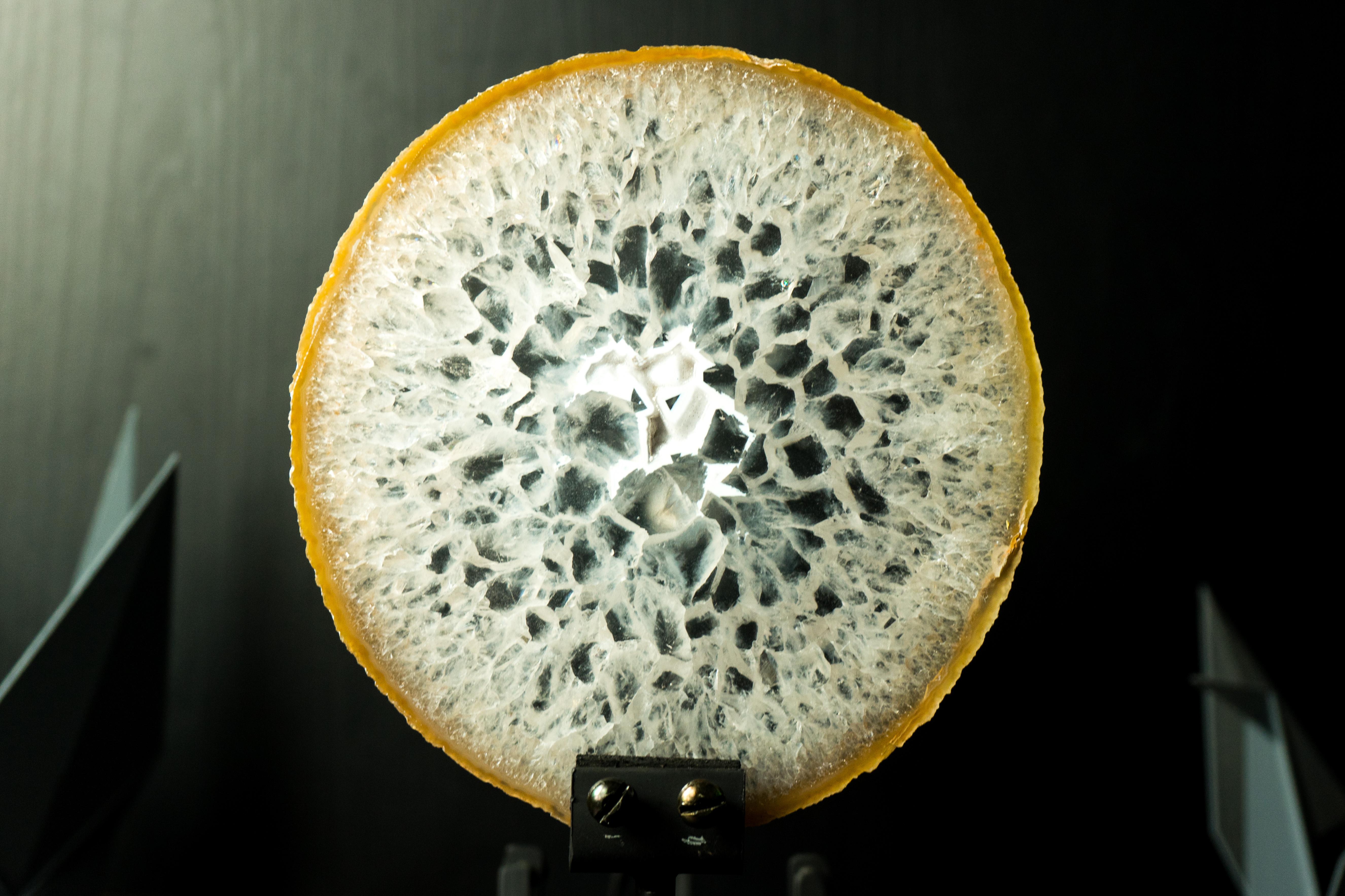 Fetta di Agata Pizzo naturale con interno di cristallo chiaro e Druzy di Zucchero bianco in vendita 1