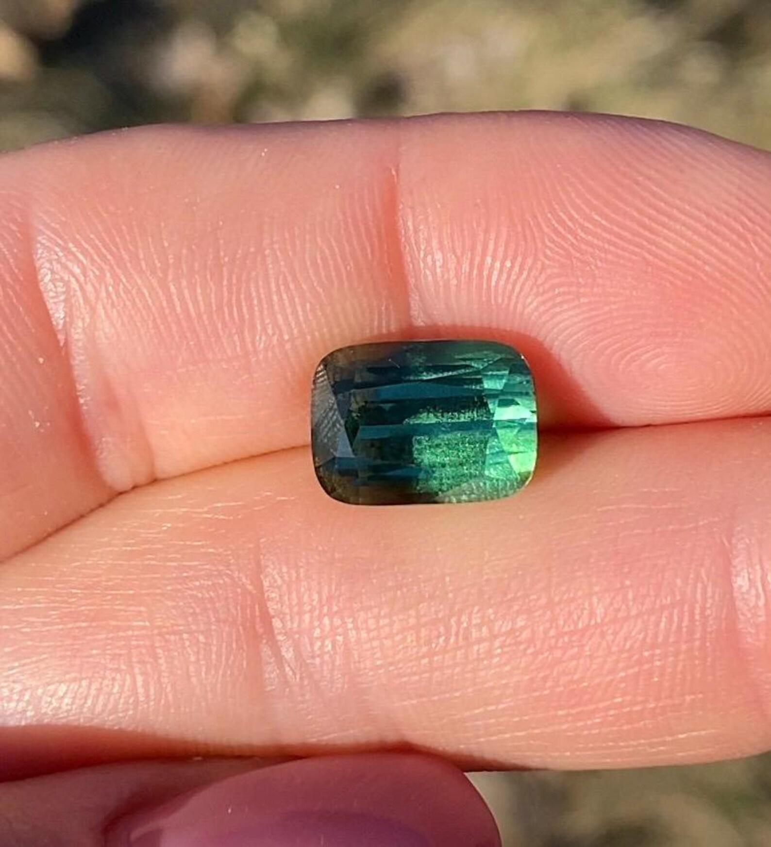 da uomo o donna Gemma sfusa Nature Lagoon Tourmaline 6,12 ct. Taglio a cuscino Origine Afghanistan in vendita
