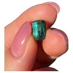 Gema suelta de turmalina de laguna natural 6,12 ct. Talla cojín Origen Afganistán