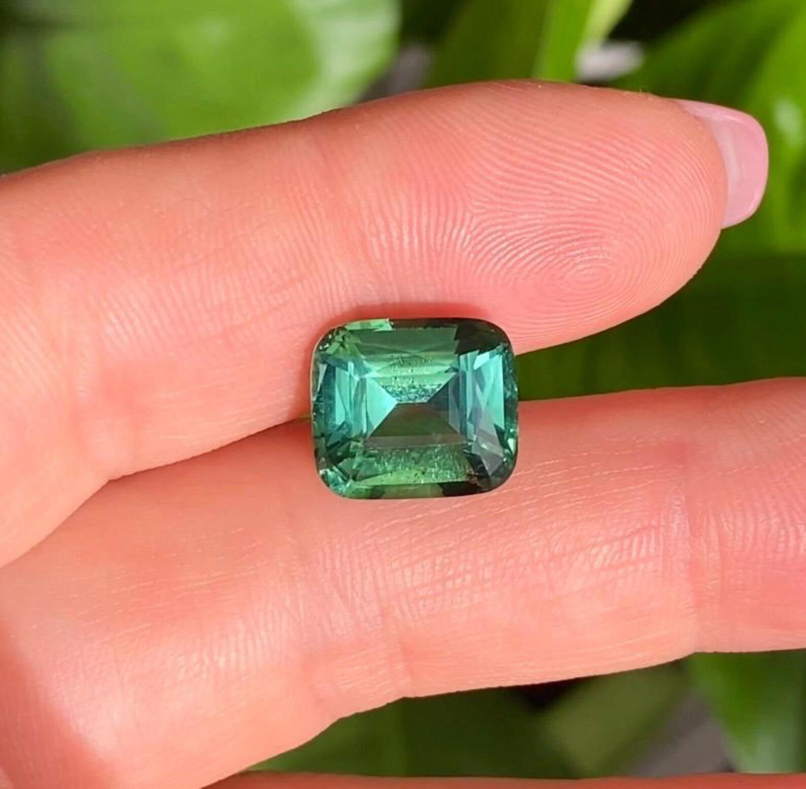 Gemma sfusa Nature Lagoon Tourmaline 7.55 ct. Taglio a cuscino, certificato GIA in vendita 6
