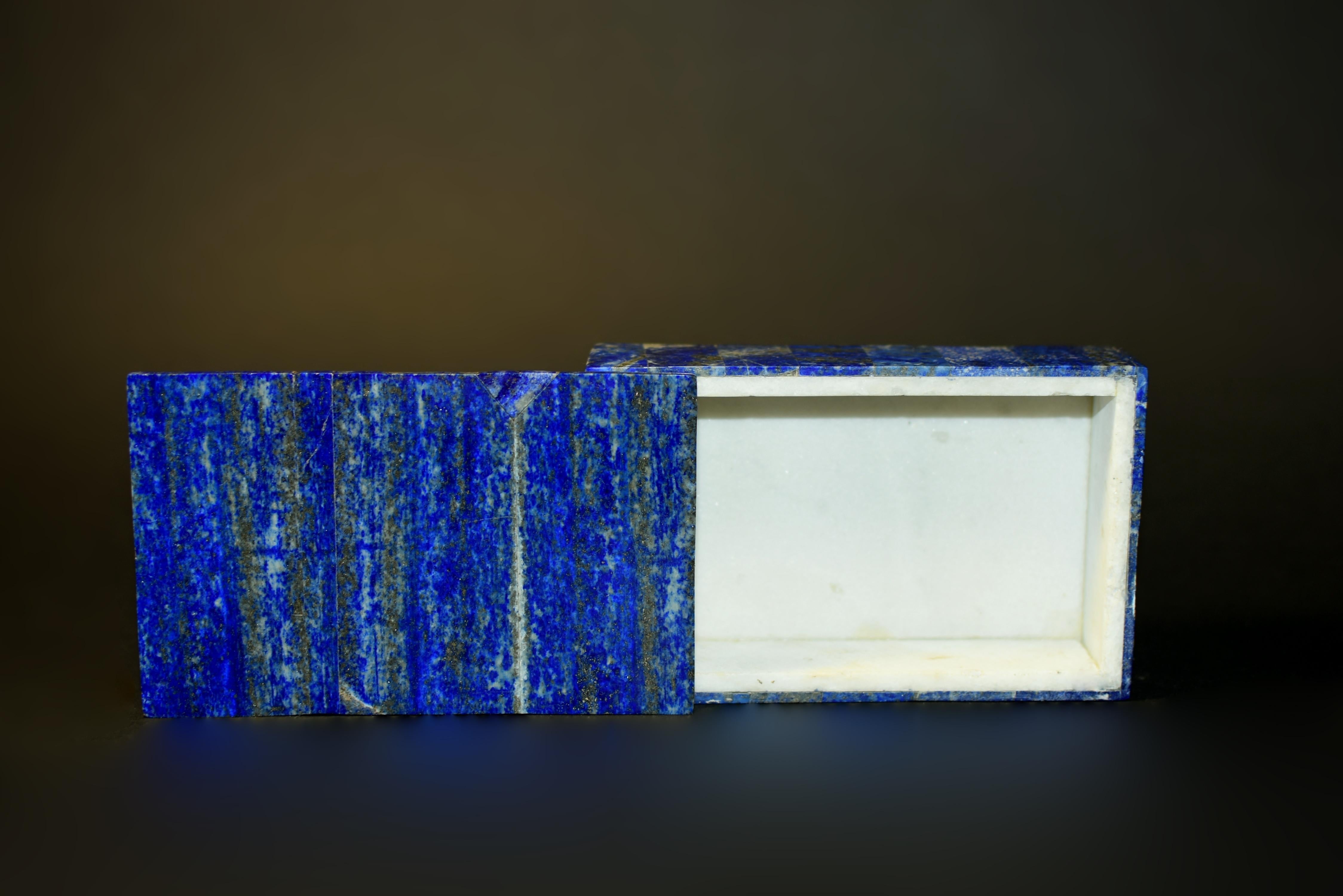 Natural Lapis Lazuli Box  For Sale 3