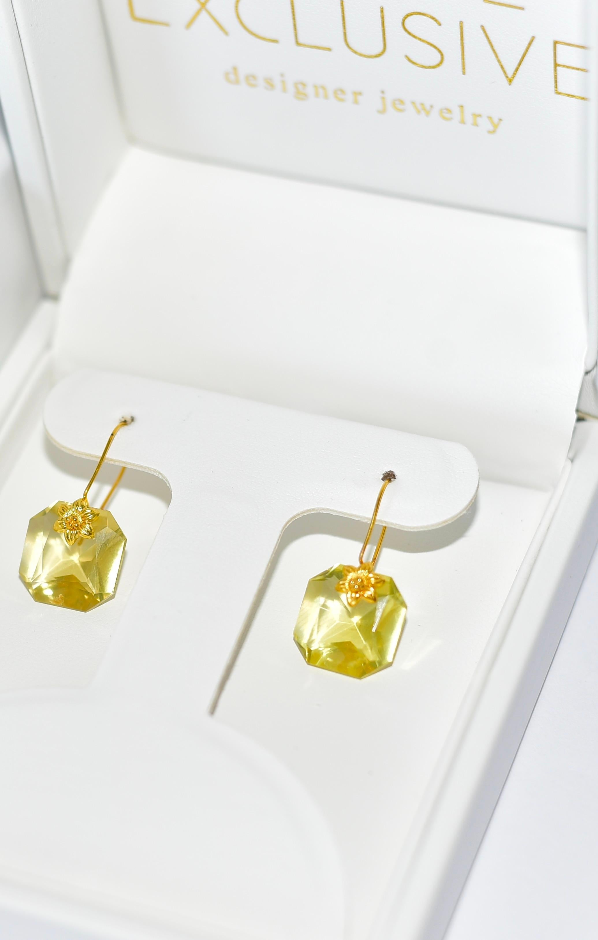 Natural Lemon Quartz Earrings in 18K Solid Yellow Gold In New Condition For Sale In Astoria, NY