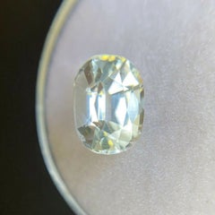 Natürlicher hellblauer Aquamarin 2,12 Karat Fancy Cushion Cut Loser Edelstein