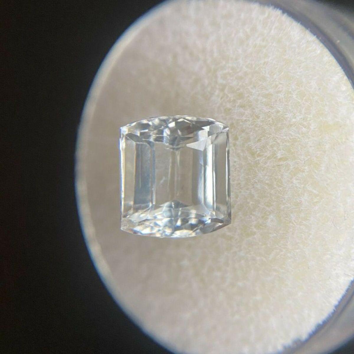 Natürlicher hellblauer Aquamarin 3,43 Karat Fancy Cushion Cut Loser Edelstein im Zustand „Neu“ im Angebot in Birmingham, GB