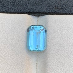 Aguamarina natural azul claro talla esmeralda 2.07 quilates Gema suelta para anillo