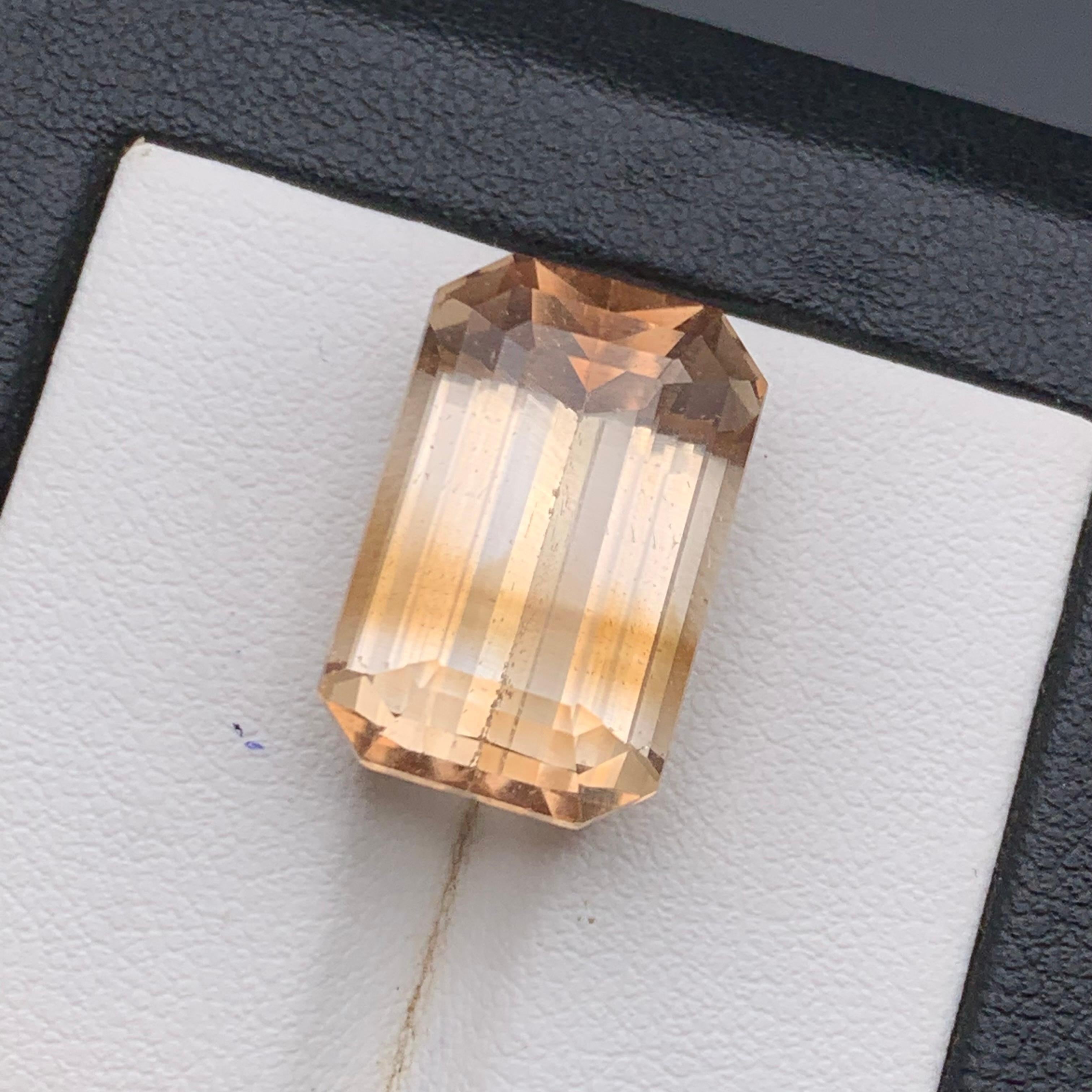 Natürlicher heller goldbrauner Topas 21 Karat Smaragdschliff Loser Edelstein für Schmuck im Angebot 5