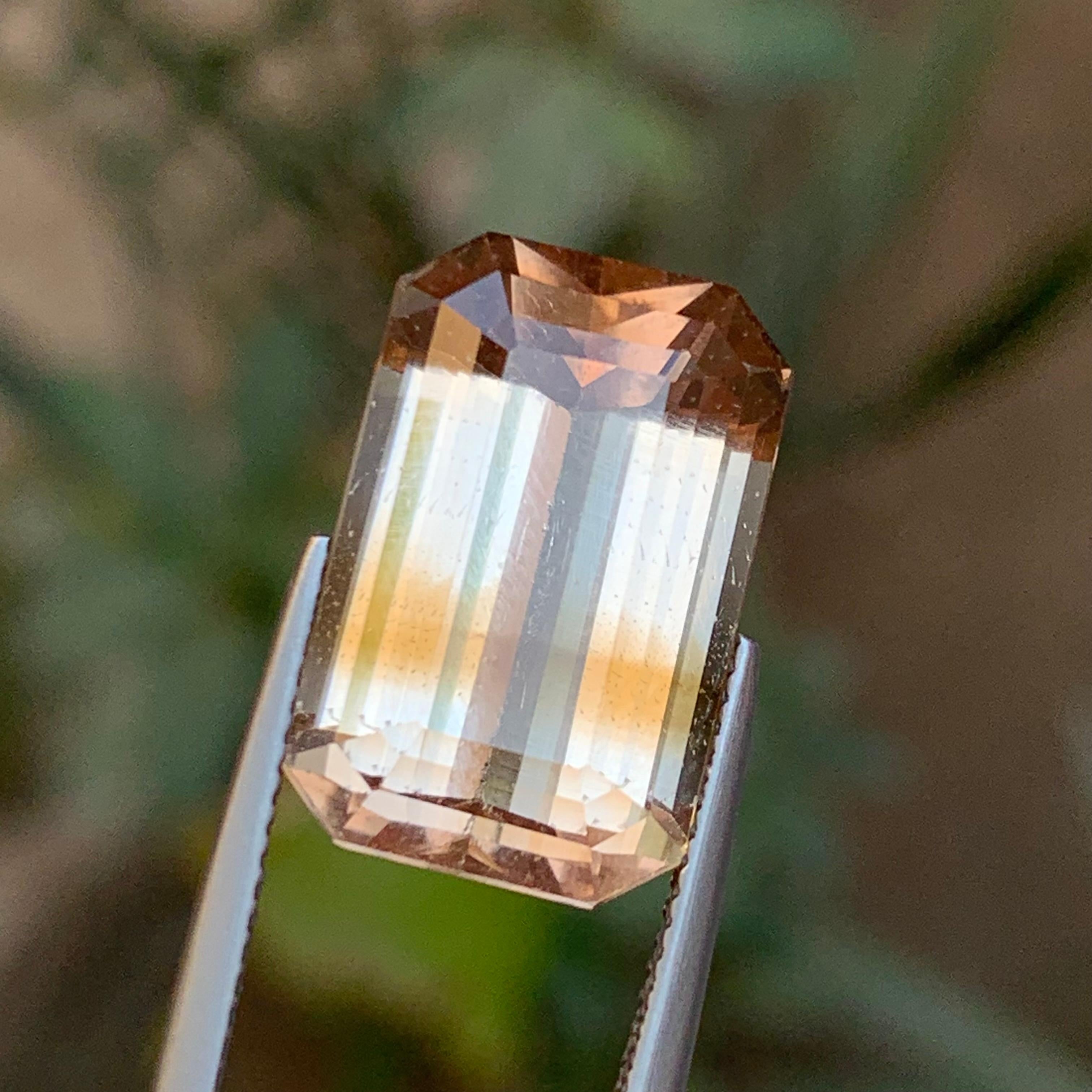 Natürlicher heller goldbrauner Topas 21 Karat Smaragdschliff Loser Edelstein für Schmuck im Angebot 7