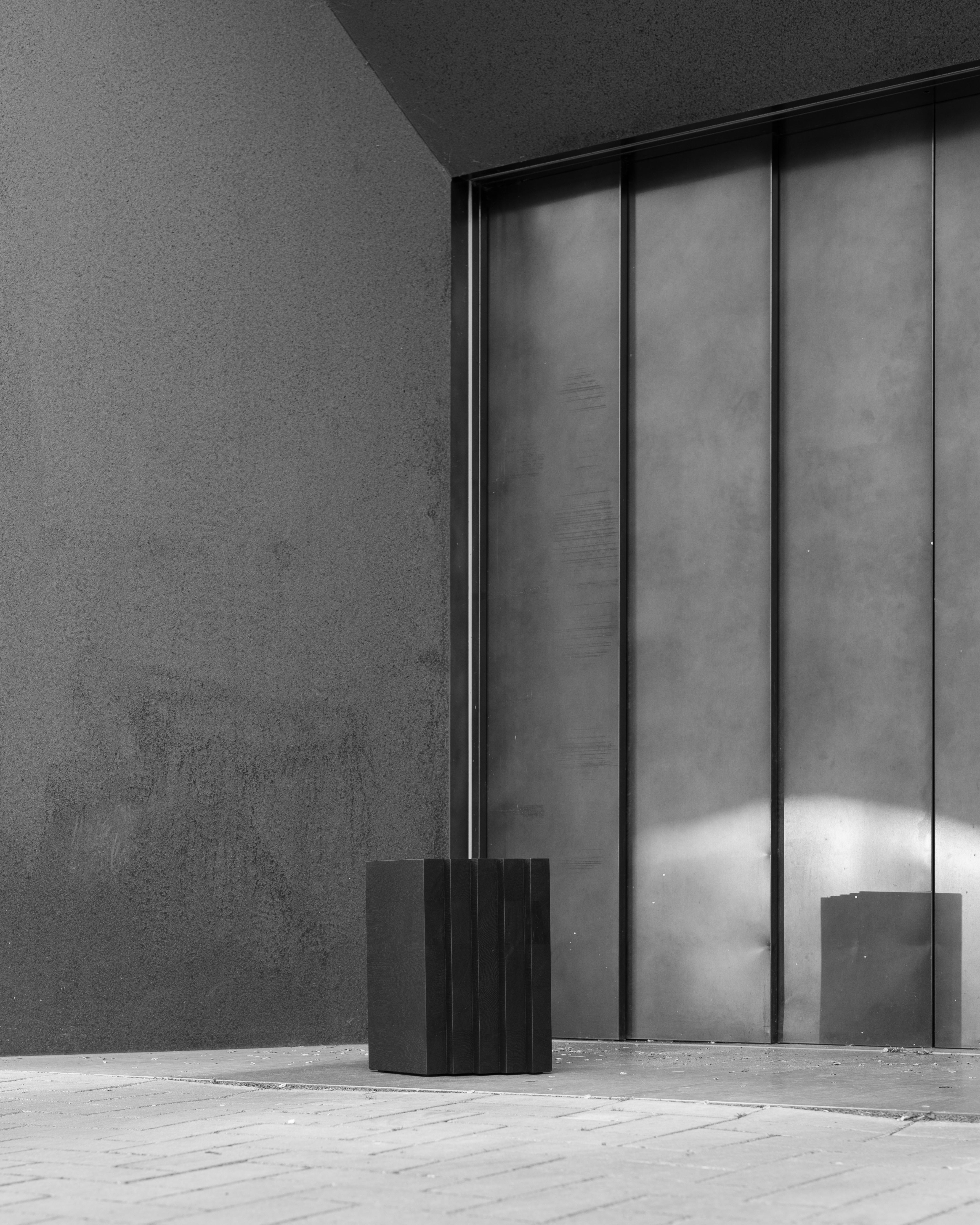 Natural Light Oak Sculptural Side Table - Cadence by Mokko For Sale 2