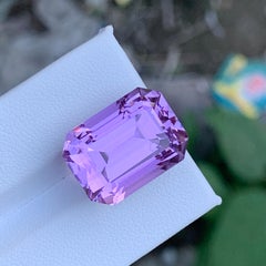 Natural Lillic Pink Color Emerald Cut Kunzite (Spodumene) Gemstone for Pendant