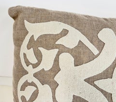 Natural Linen Appliqué Lumbar Pillow – European Style Decorative Accent Cushion