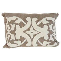 Natural Linen Appliqué Lumbar Pillow – European Style Decorative Accent Cushion