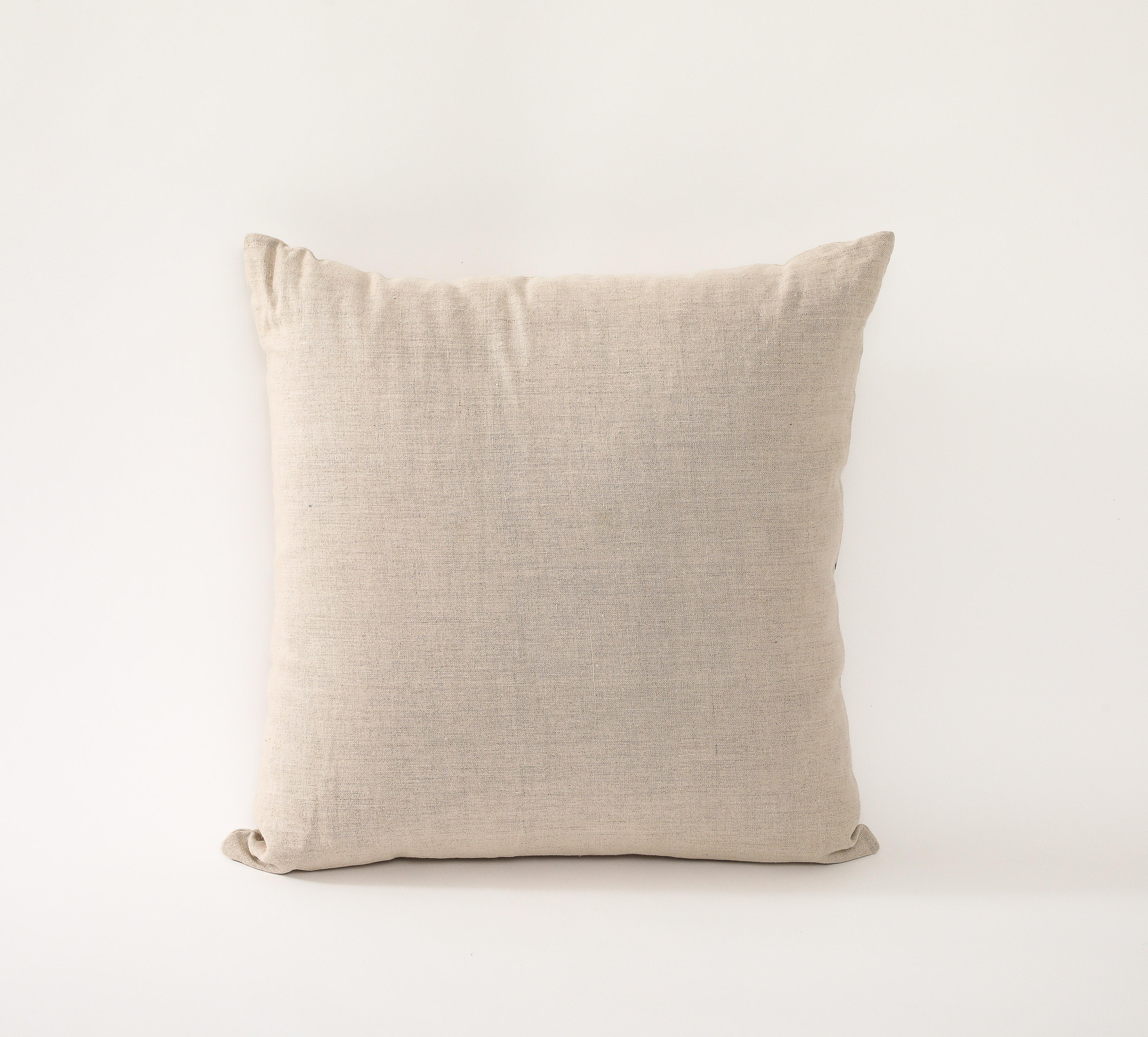 Contemporary Natural Linen Applique Pillow For Sale