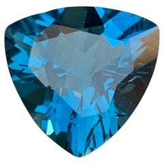 Natural London Blue Topaz 6.67 Carat Trillion Cut Loose Gemstone for Ring