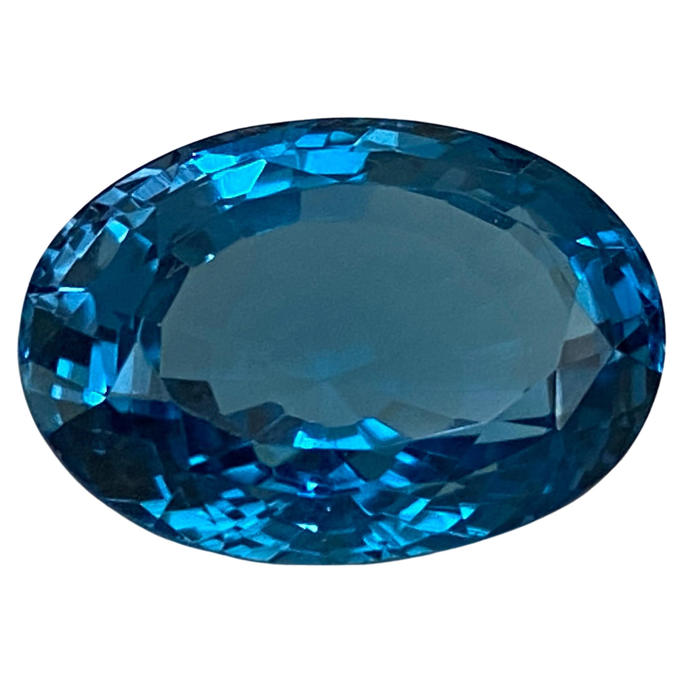 Natural London Blue Topaz Gemstone21.23 Ct Oval Mixed Cut. For Sale