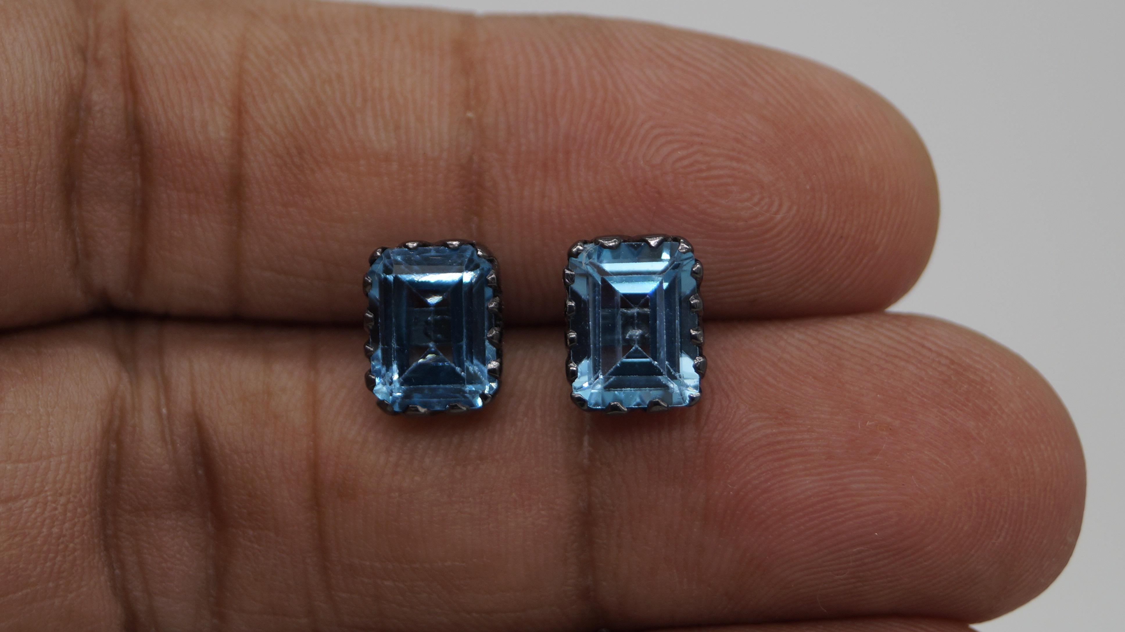 da uomo o donna Orecchini a perno in argento 925 con Topazio Blu di Londra Nature, in grassetto nero in vendita
