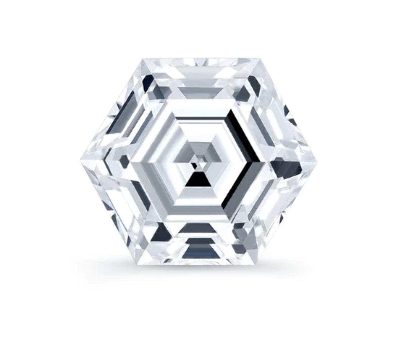 Diamant naturel non serti 0,53 H I1 hexagonal Bon état - En vente à New York, NY