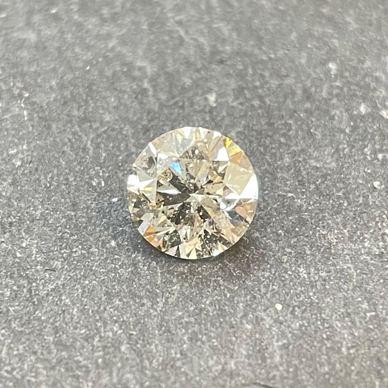 ITEM DESCRIPTION

ID #:NYC57484
Stone Shape:Round Brilliance
Diamond Weight:1.32 carat
Clarity:SI3
Color:K
Cut: Round 
Measurements: 6.86 x 6.86 x 4.38 mm
Appraisal Value:$2965.00
Our Price: $1975.00

These genuine diamonds are graded approximate by