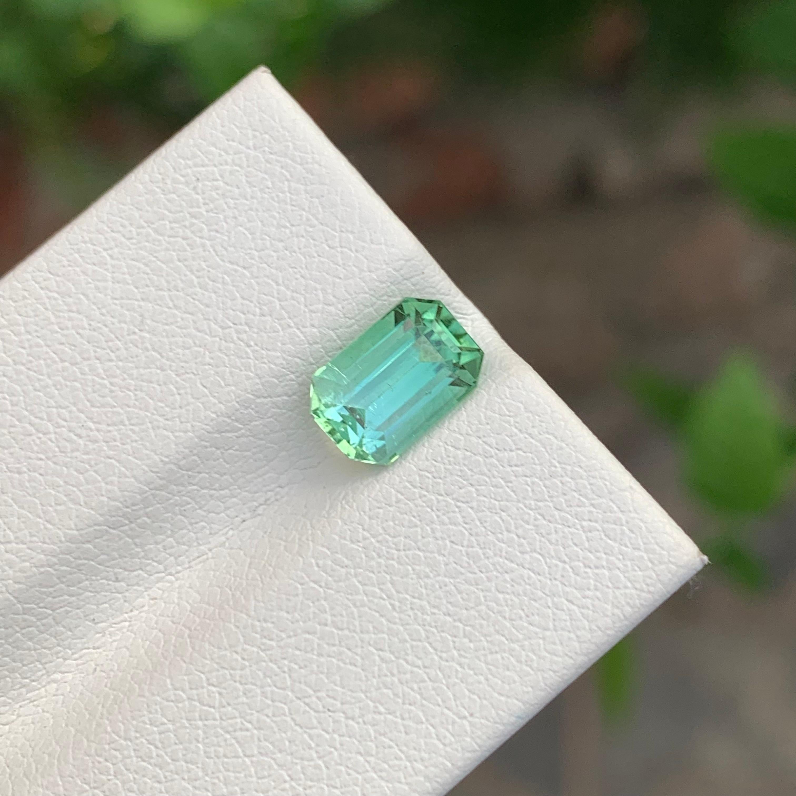 Natural Loose 2.00 Carat Mint Tourmaline Emerald Shape Gem For Jewellery For Sale 1