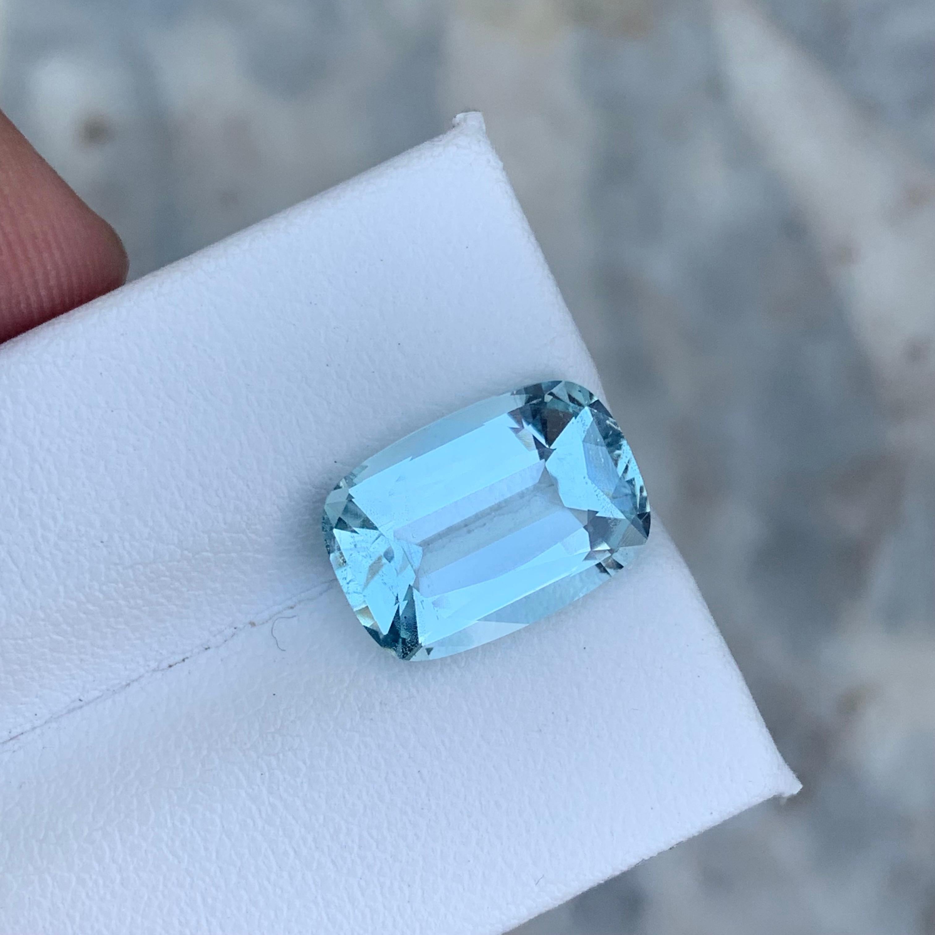 Aguamarina natural suelta de 5,70 quilates cojín largo piedra de nacimiento de marzo en venta 2