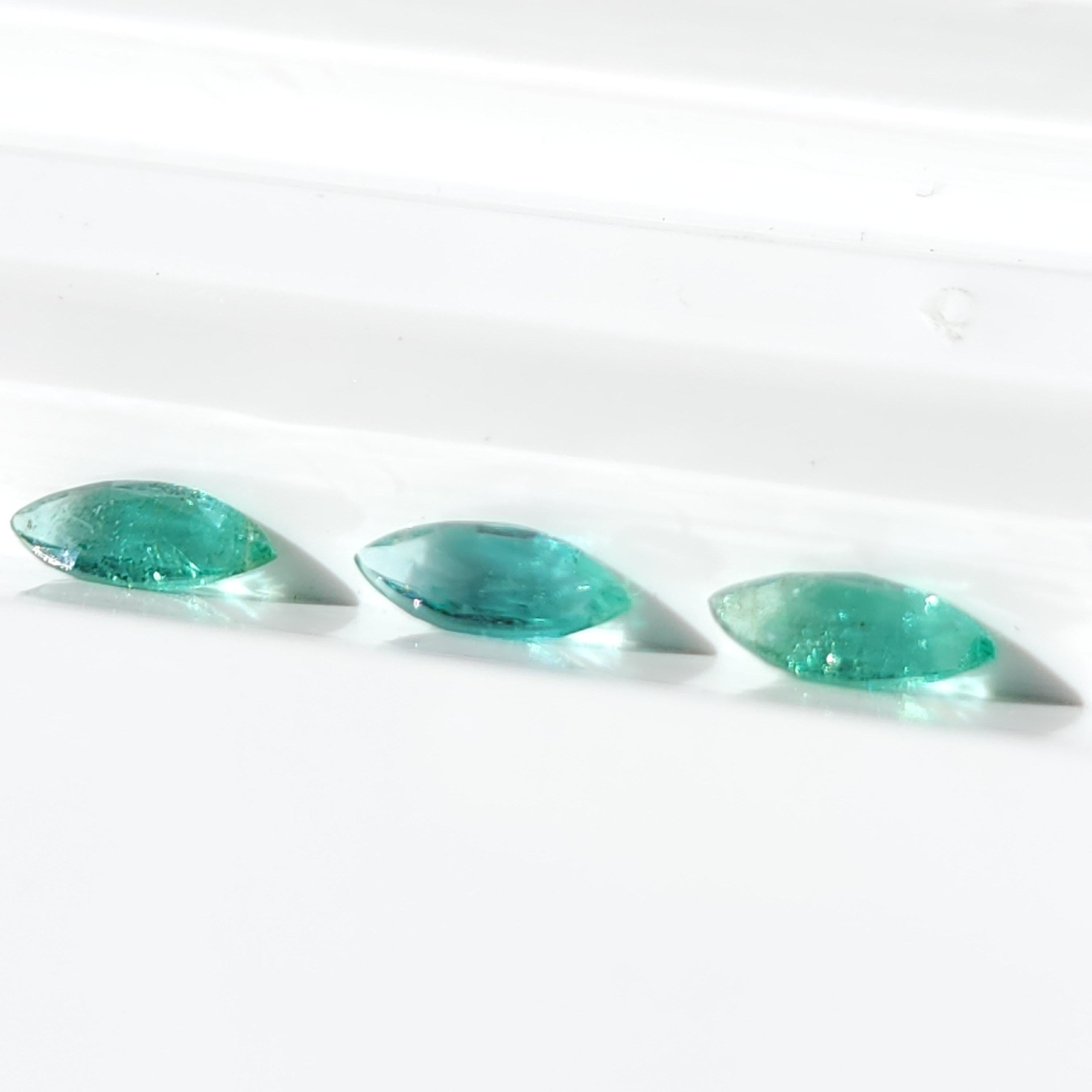 Marquise Cut 0.55Ct Natural Loose Emerald Marqiuse Shape 3 Pcs For Sale