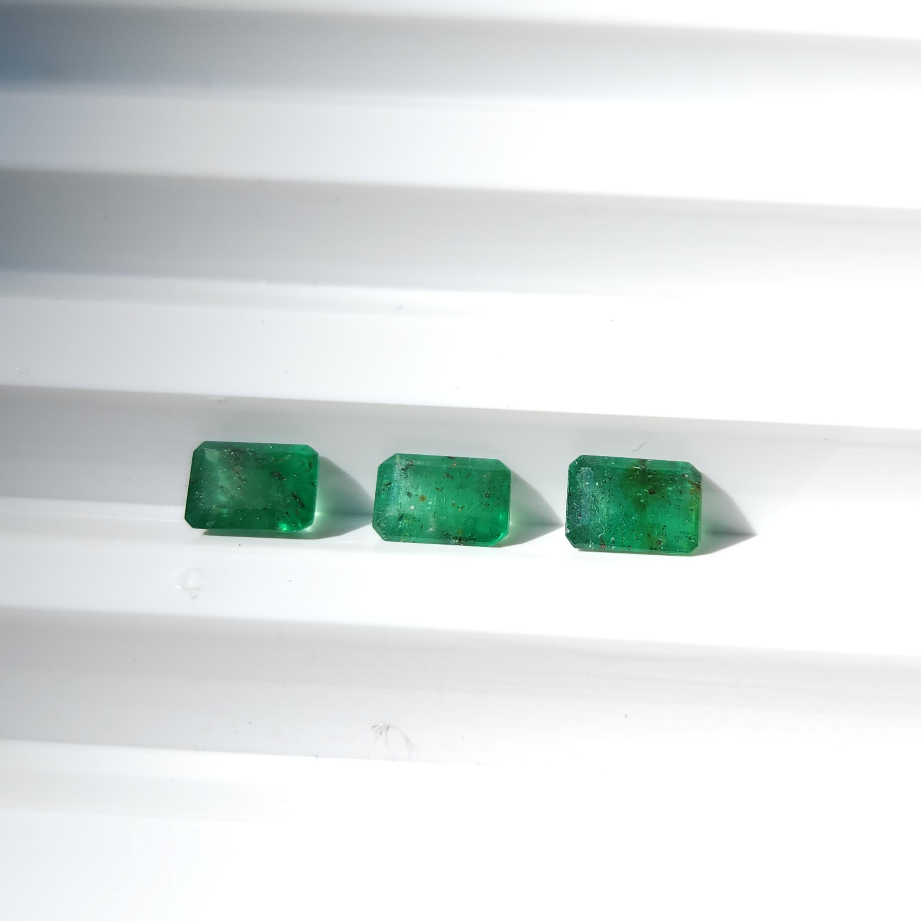 1.82Ct Natural Loose Emerald Radiant Shape 3 Pcs For Sale 1