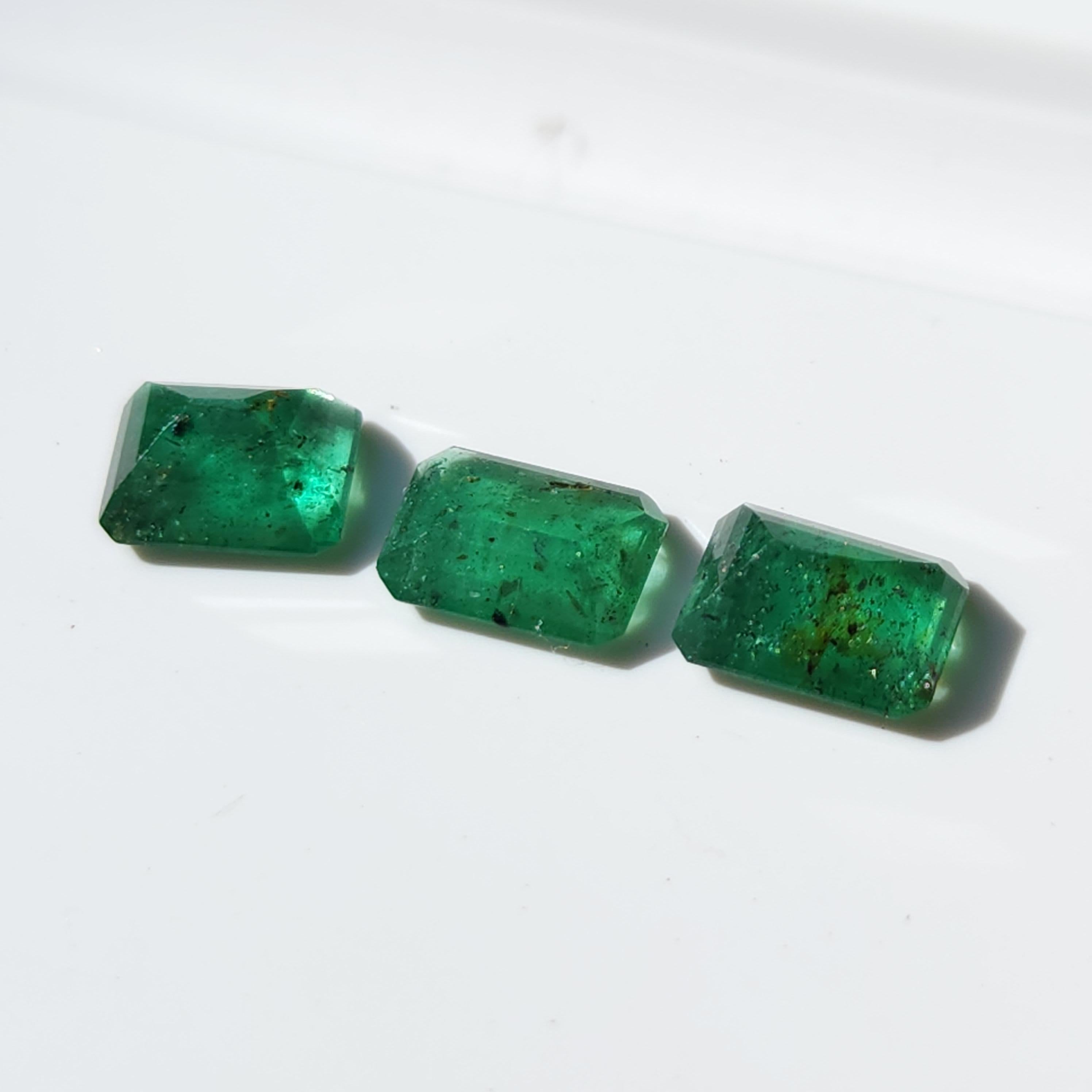 1.82Ct Natural Loose Emerald Radiant Shape 3 Pcs For Sale 3