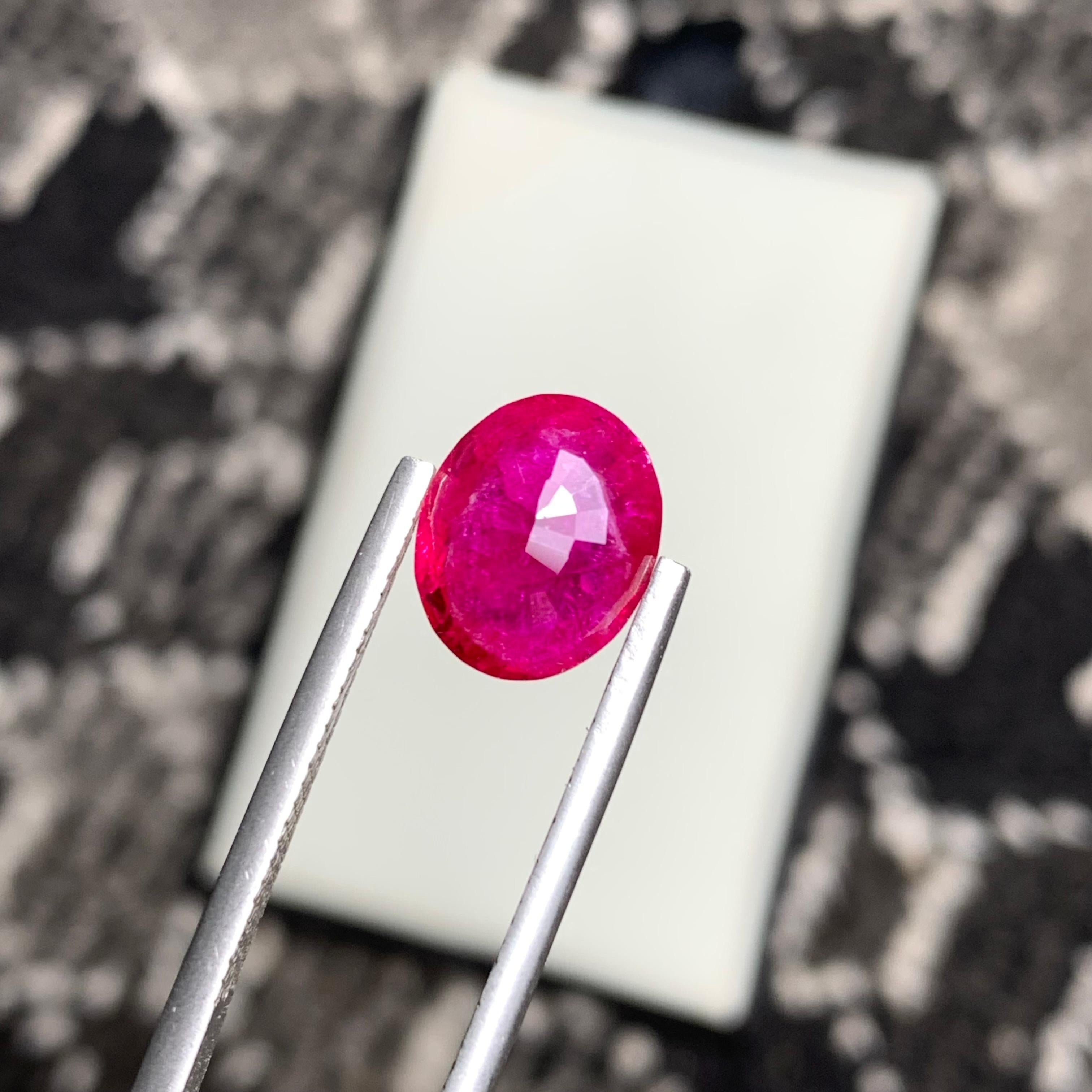 Oval Cut Gorgeous Natural Loose Ruby 3.55 Carat Oval Shape Ring Gemstone  For Sale