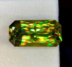 Natural Madagascar Sphene (Titanite) 17.00 Carat – Precision Cut Rainbow Fire