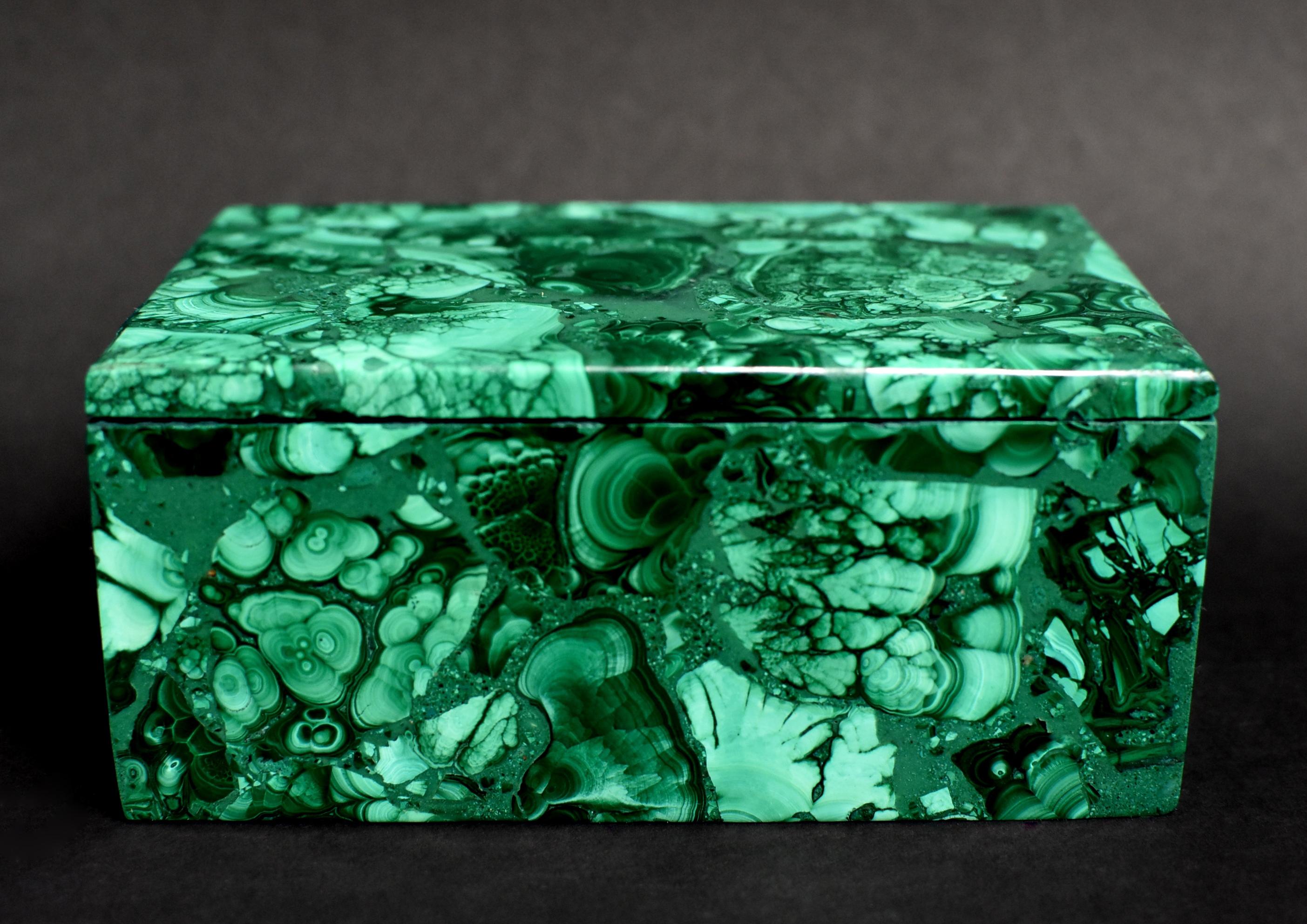 Absolutely spectacular 1.75 lb full-slab all natural malachite box. Splendid swirls and patterns, this remarkable piece is a symbol of luxury and high sophistication. Handmade with custom fit top. Malachite is a stone of transformation, helping one