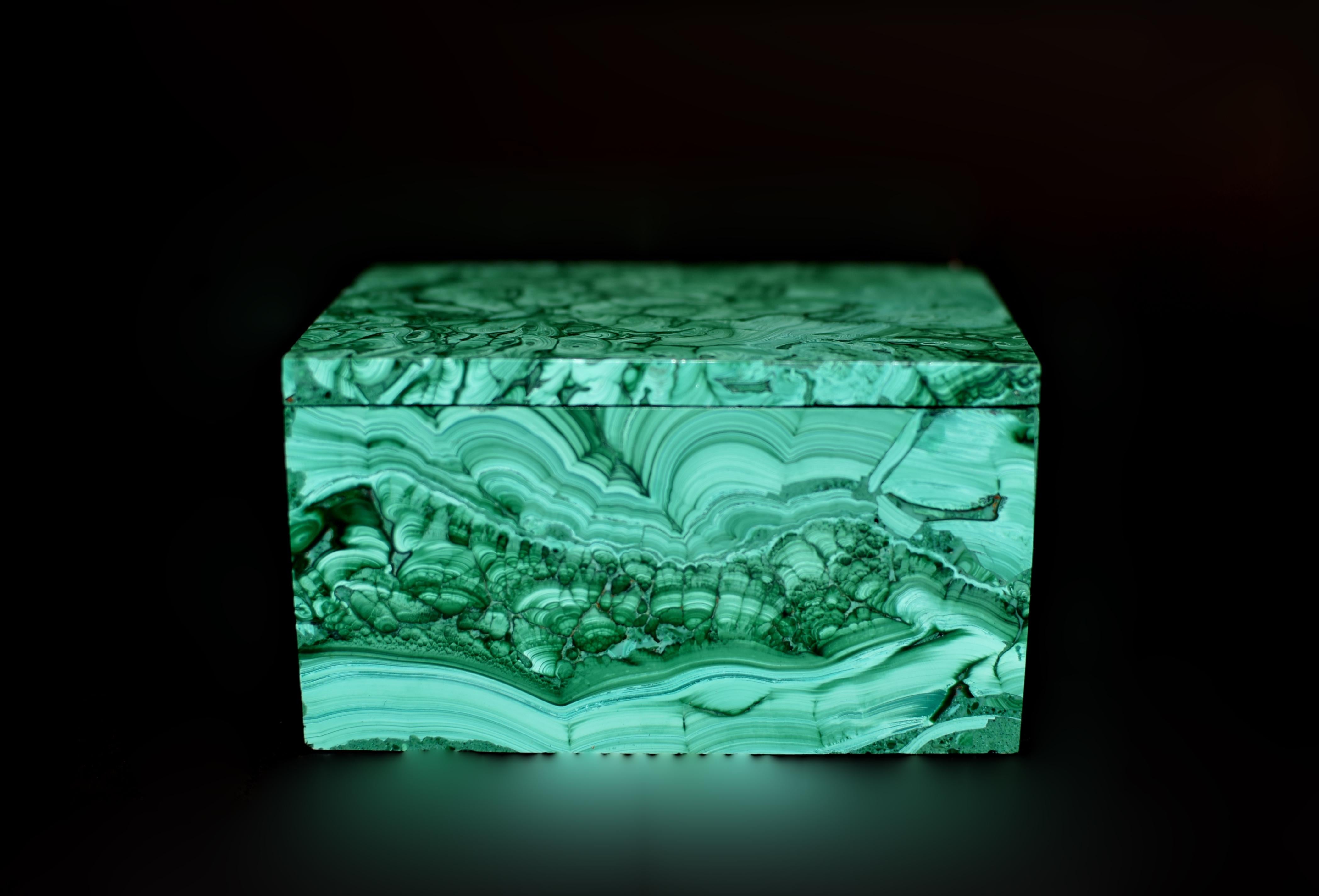 Scatola di malachite naturale con cellule In condizioni ottime in vendita a Somis, CA