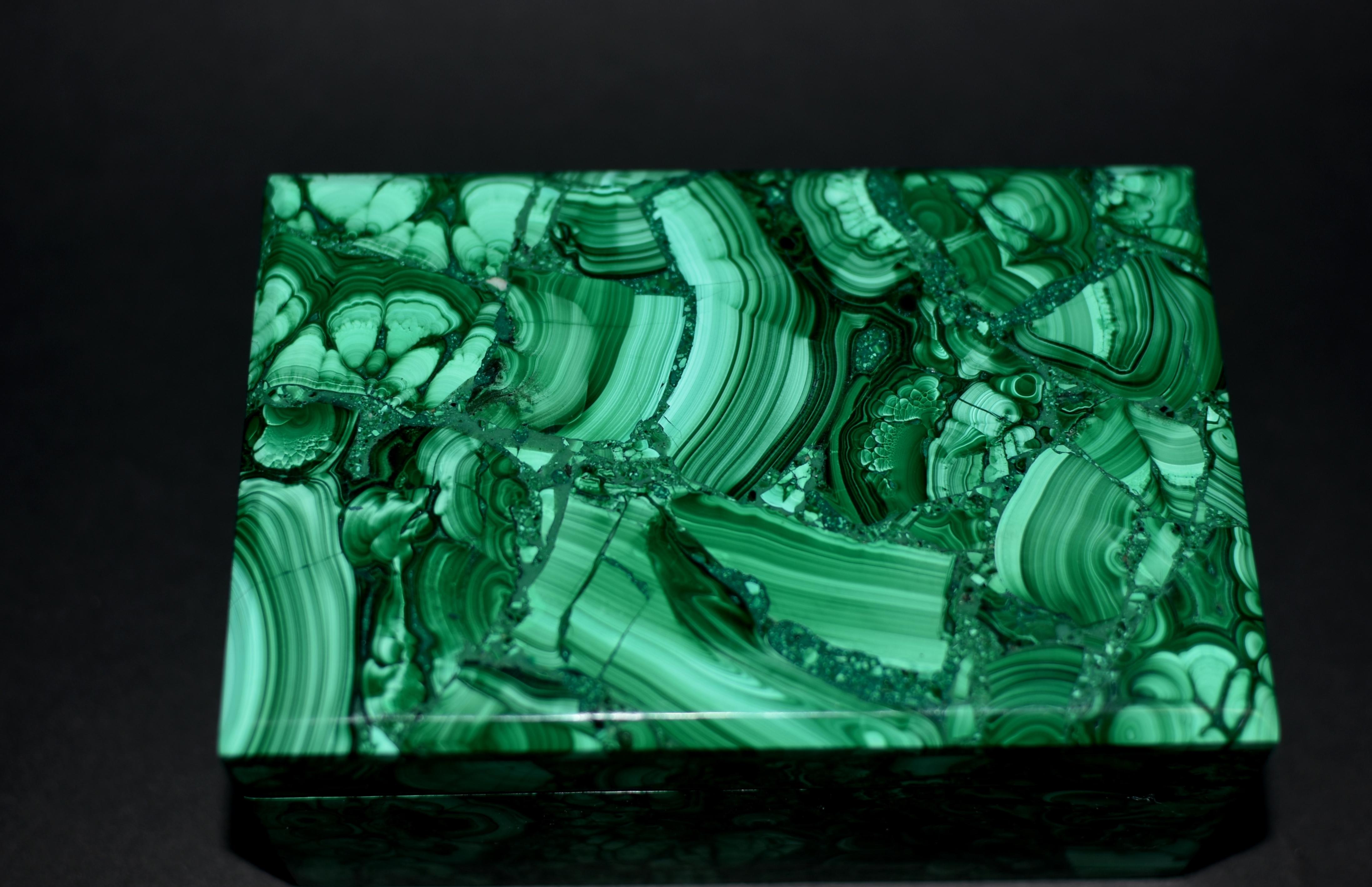 Natural Malachite Box Large 3 Lb Jewelry Box In Excellent Condition In Somis, CA