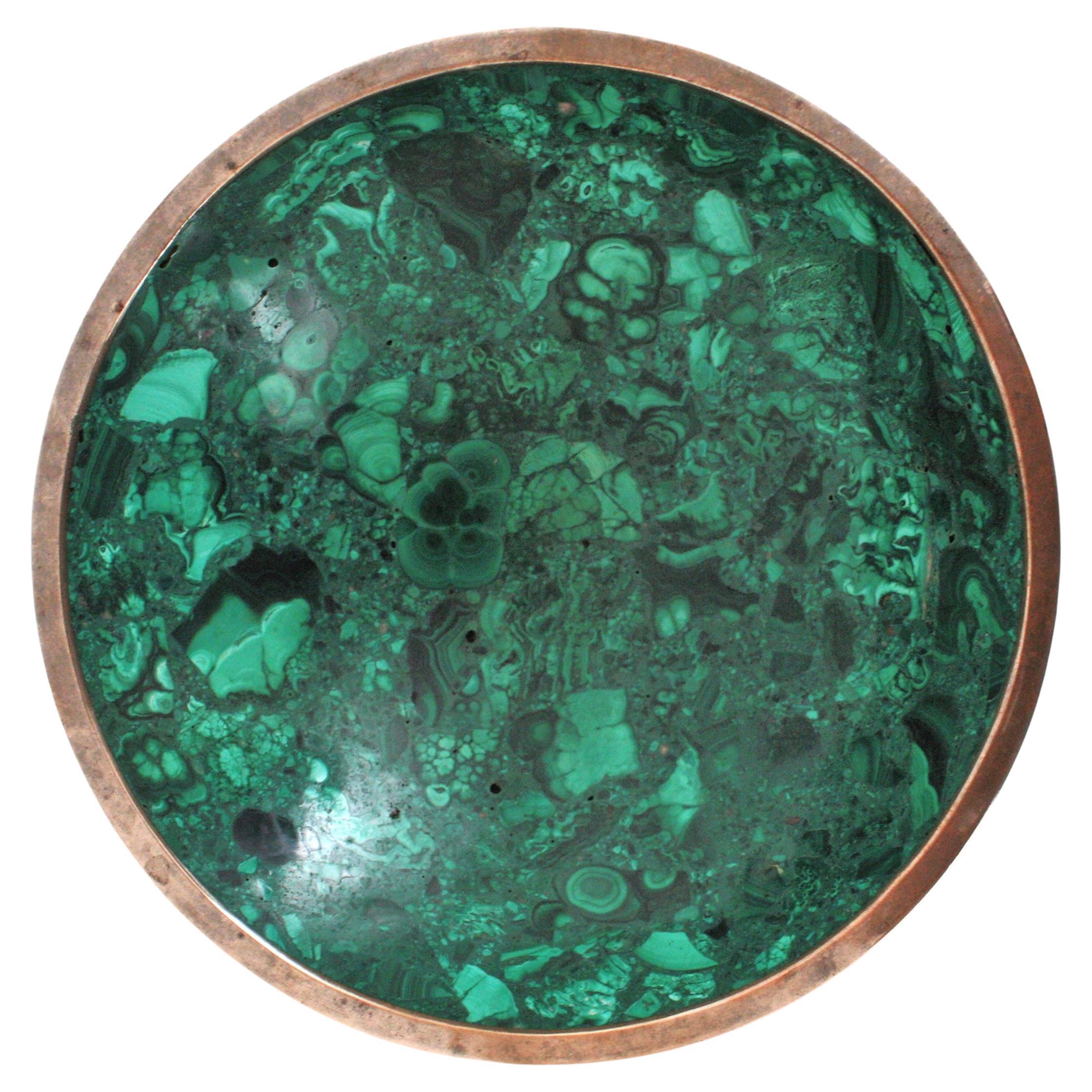 Bol rond en pierre de malachite naturelle / Vide-Poche avec rebord en métal, années 1950