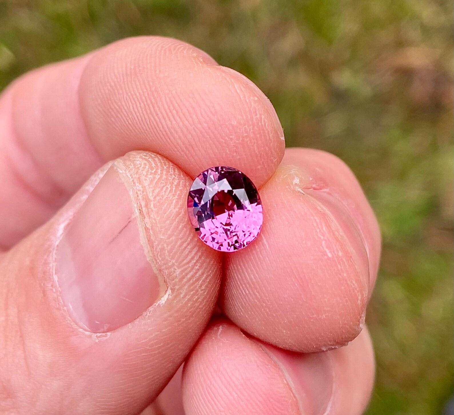 Granate de Malaya Natural Gema Suelta 2,07 qt, Certificado GFCO, Origen Tanzania en Nuevo estado para la venta en Daugavpils, LV