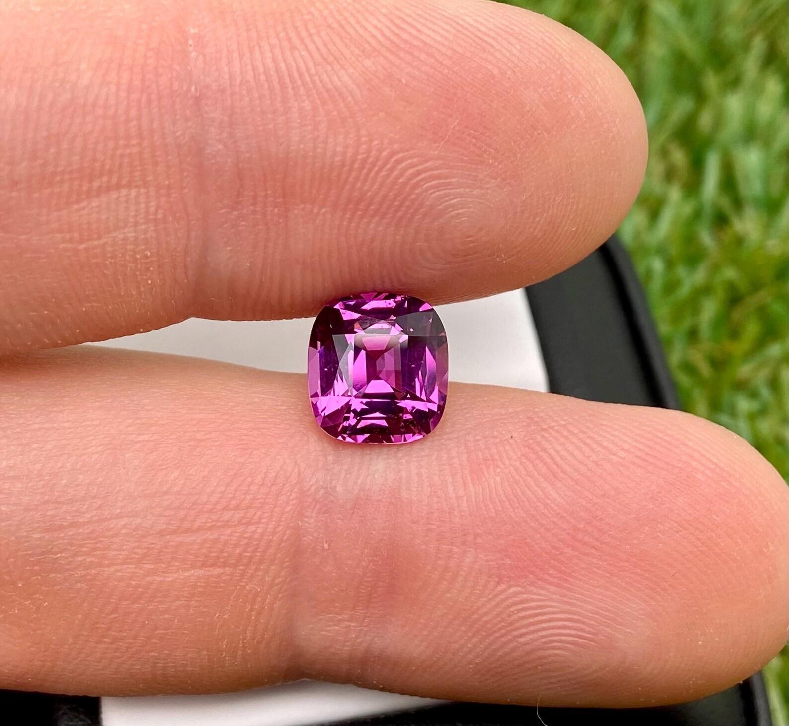 Pierre précieuse non sertie de 3.75 carats, taille coussin, certificat GFCO Neuf - En vente à Daugavpils, LV