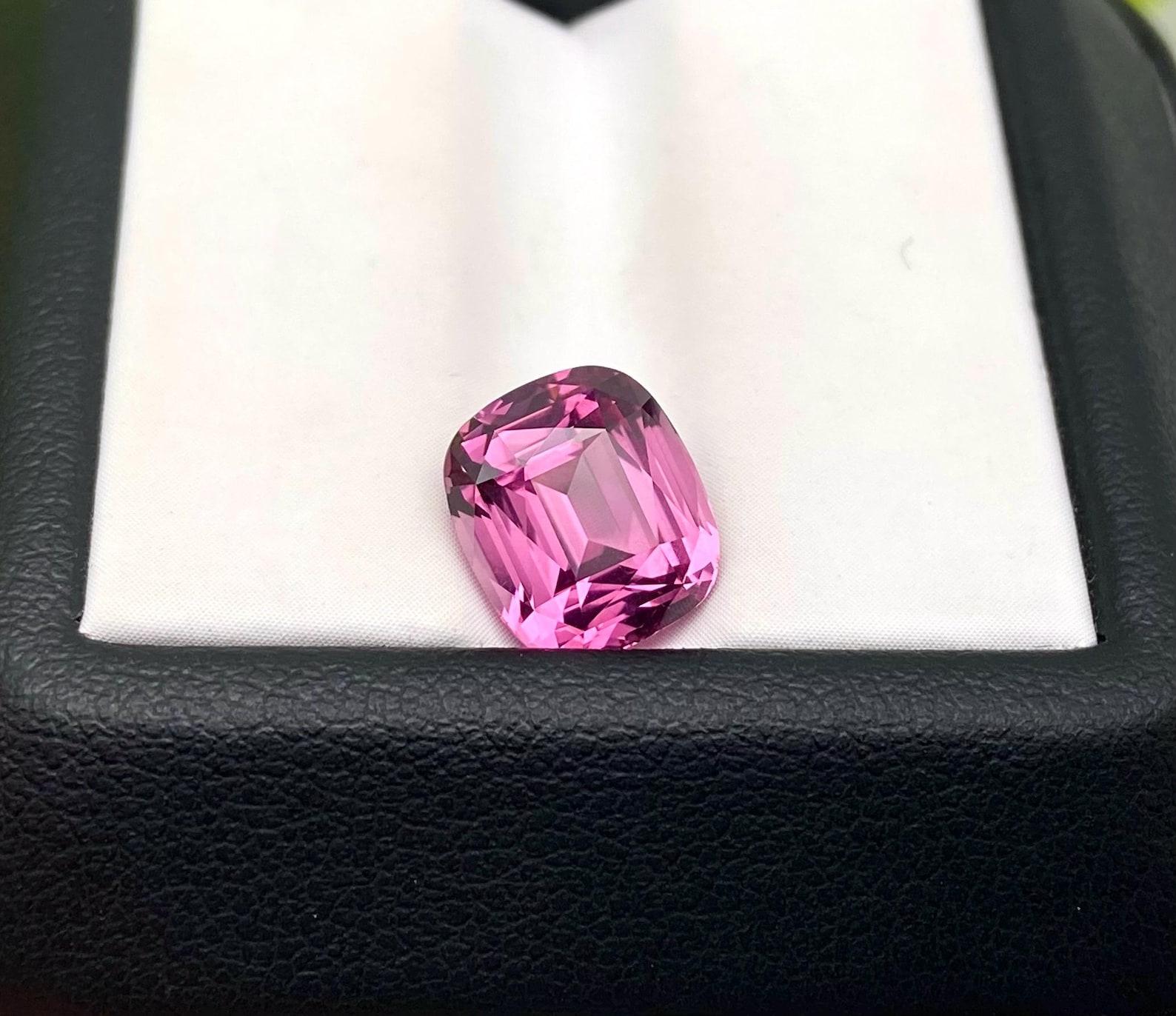 Natürlicher Malaya Granat loser Edelstein 4,73 ct, Seltene Farbe, Hohe Qualität Stone! im Angebot 5