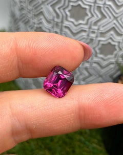 Granate natural de Malaya Gema suelta 5.06 qt, talla cojín, certificado GFCO