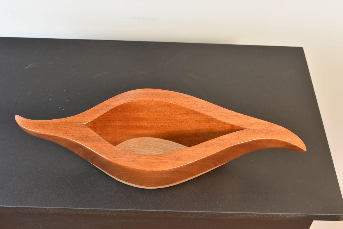 Wooden vessel original design by Chicago's well known custom furniture designer - Lee Weitzman. Made with natural mahogany and maple details. Limited number of pieces left. 

Extra details: Multi - purpose wooden vessel for everyday home usage.