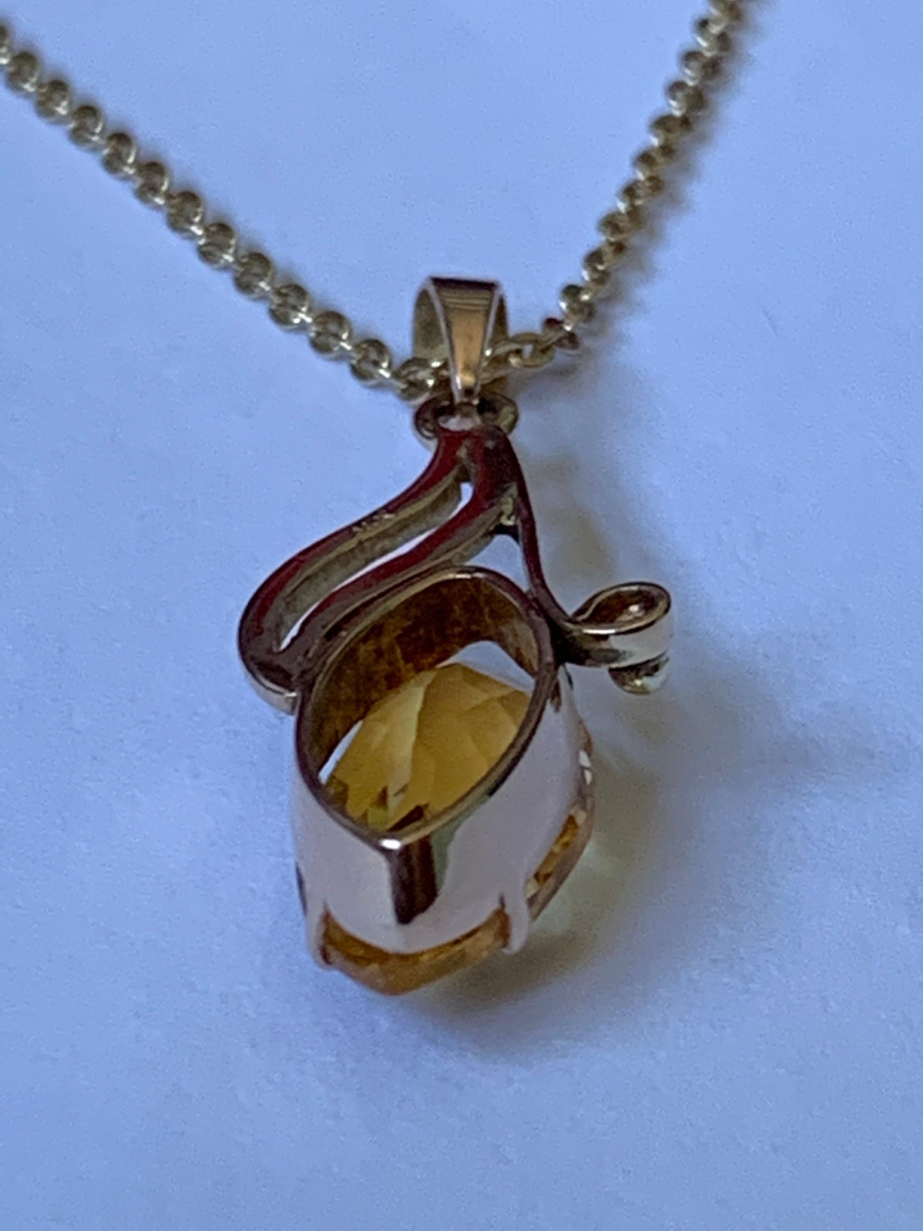 Women's Natural Marquise Citrine Pendant with Chain 14 Karat Gold For Sale