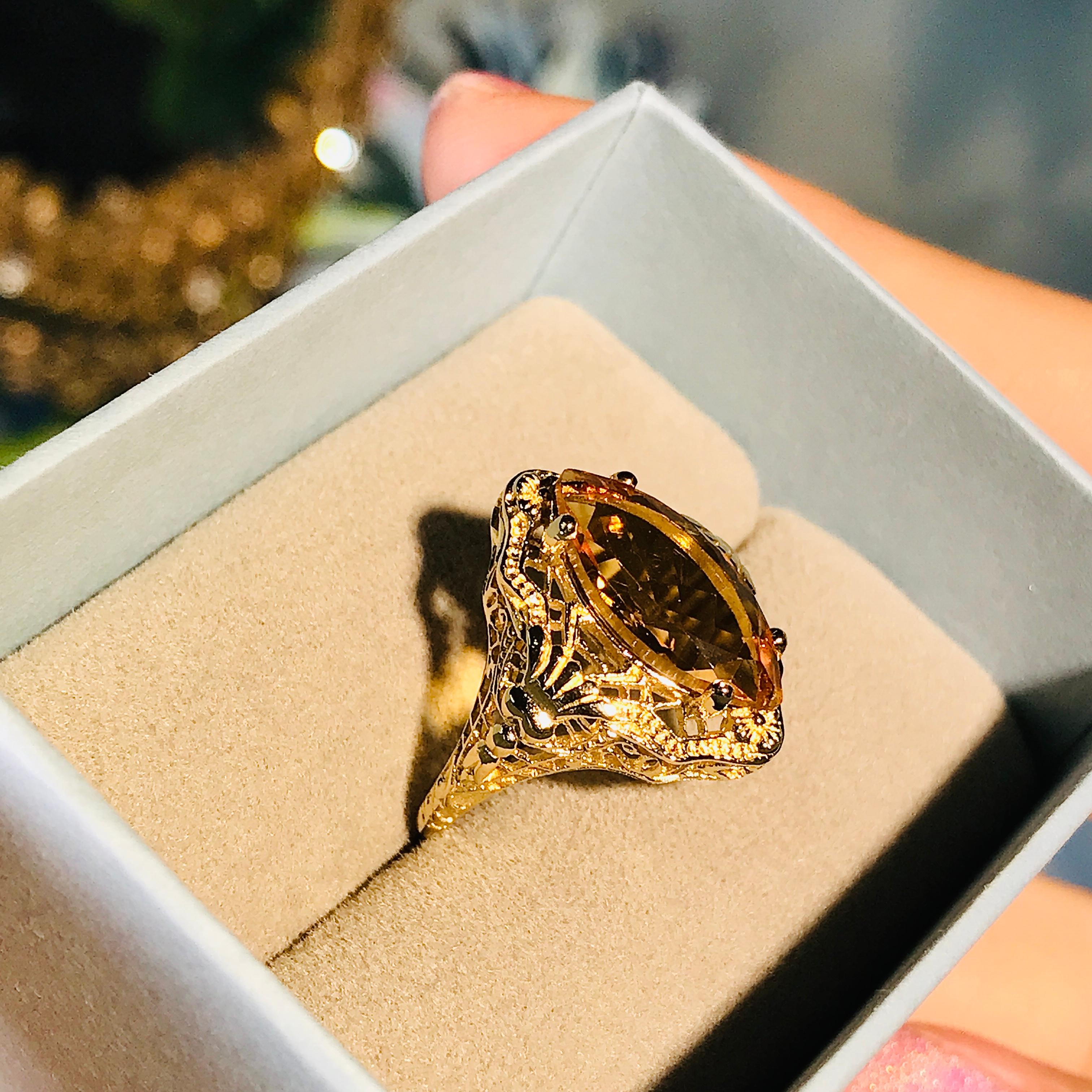 Natural Marquise Citrine Vintage Style Filigree Ring in Solid 9K Yellow Gold For Sale 3