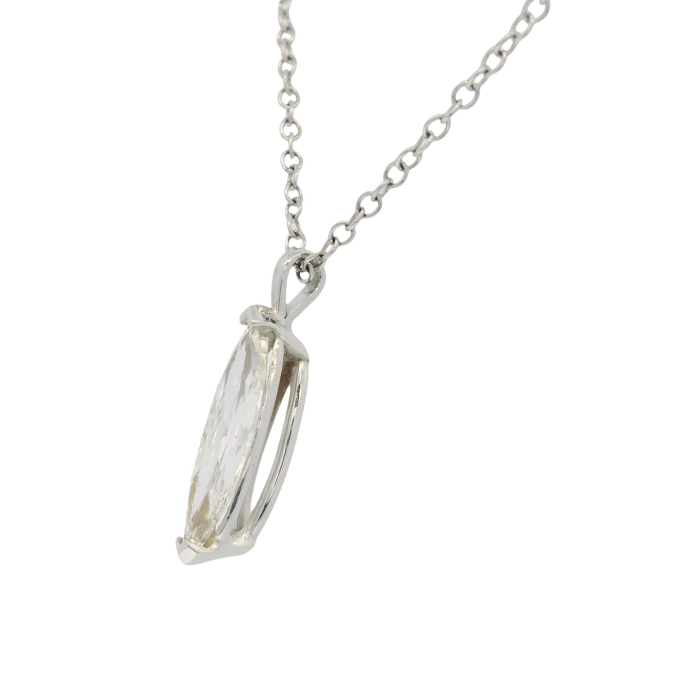 Natürlicher Diamant im Marquiseschliff 14-Karat-Halskette Vorrätig im Angebot 2