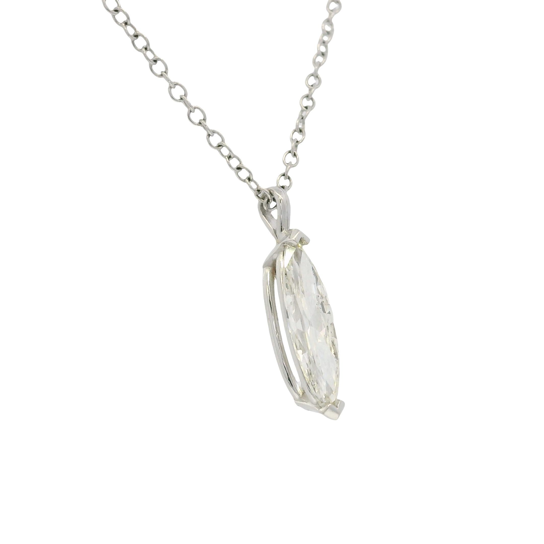 Natürlicher Diamant im Marquiseschliff 14-Karat-Halskette Vorrätig im Angebot 3