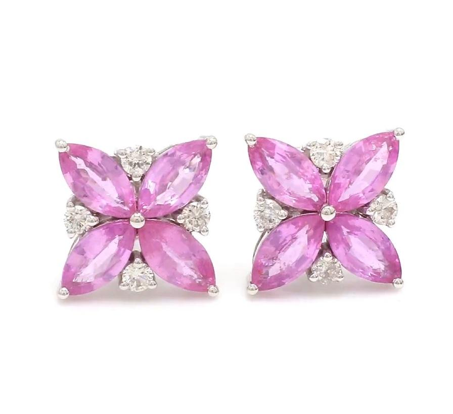 Orecchini a pera con zaffiro rosa e diamante - oro  Orecchini a perno in oro con diamante e zaffiro rosa perlato naturale  Orecchini con borchie di zaffiro rosa

DETTAGLI DELLA GEMMA :
✦ Pietra preziosa: Zaffiro rosa
✦ Tipo di gemma : Nature
✦