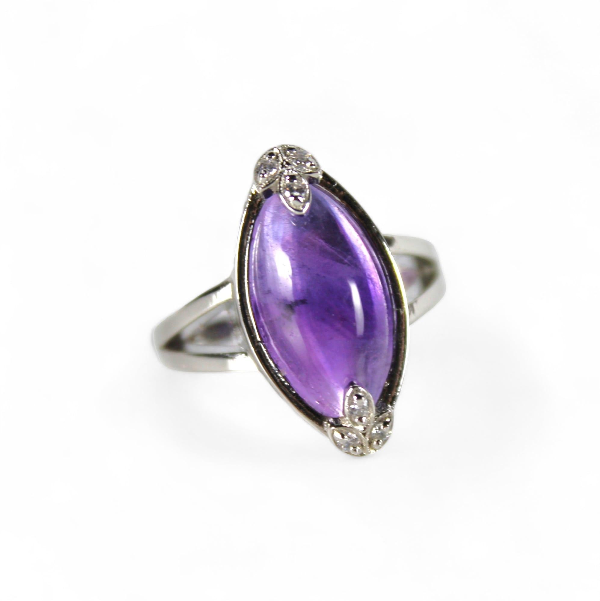Anello di ametista naturale a forma di marquise In condizioni Nuovo in vendita a Vadgam, GJ
