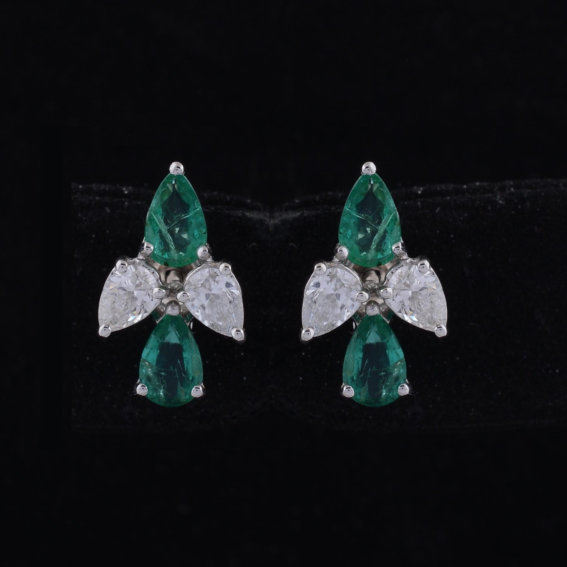 Pendientes de oro blanco de 18 quilates con esmeralda y diamantes, piedra natural del mes de mayo Corte pera en venta