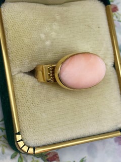 Natural Mediterranean Angel's Skin (Pelle d'Angelo) Oval Coral Ring in 14K Gold